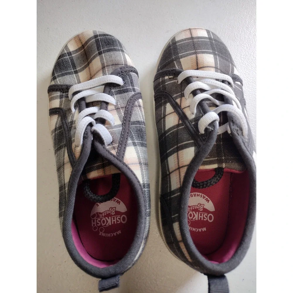 OshKosh Bgosh classic low